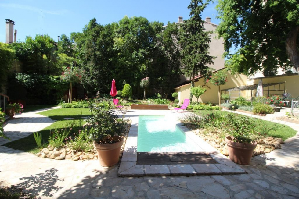 vente achat appartement bourgeois hotel particulier Nimes agence immobiliere corinne ponce (58)