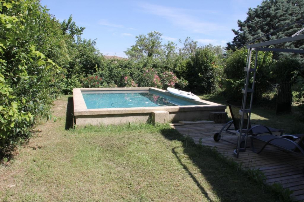 maison village en pierre jardin piscine agence Corinne Ponce Nimes Gard (68)