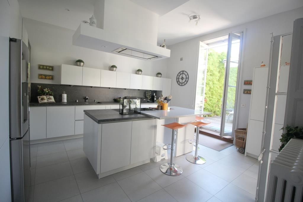 vente achat appartement bourgeois hotel particulier Nimes agence immobiliere corinne ponce (38)