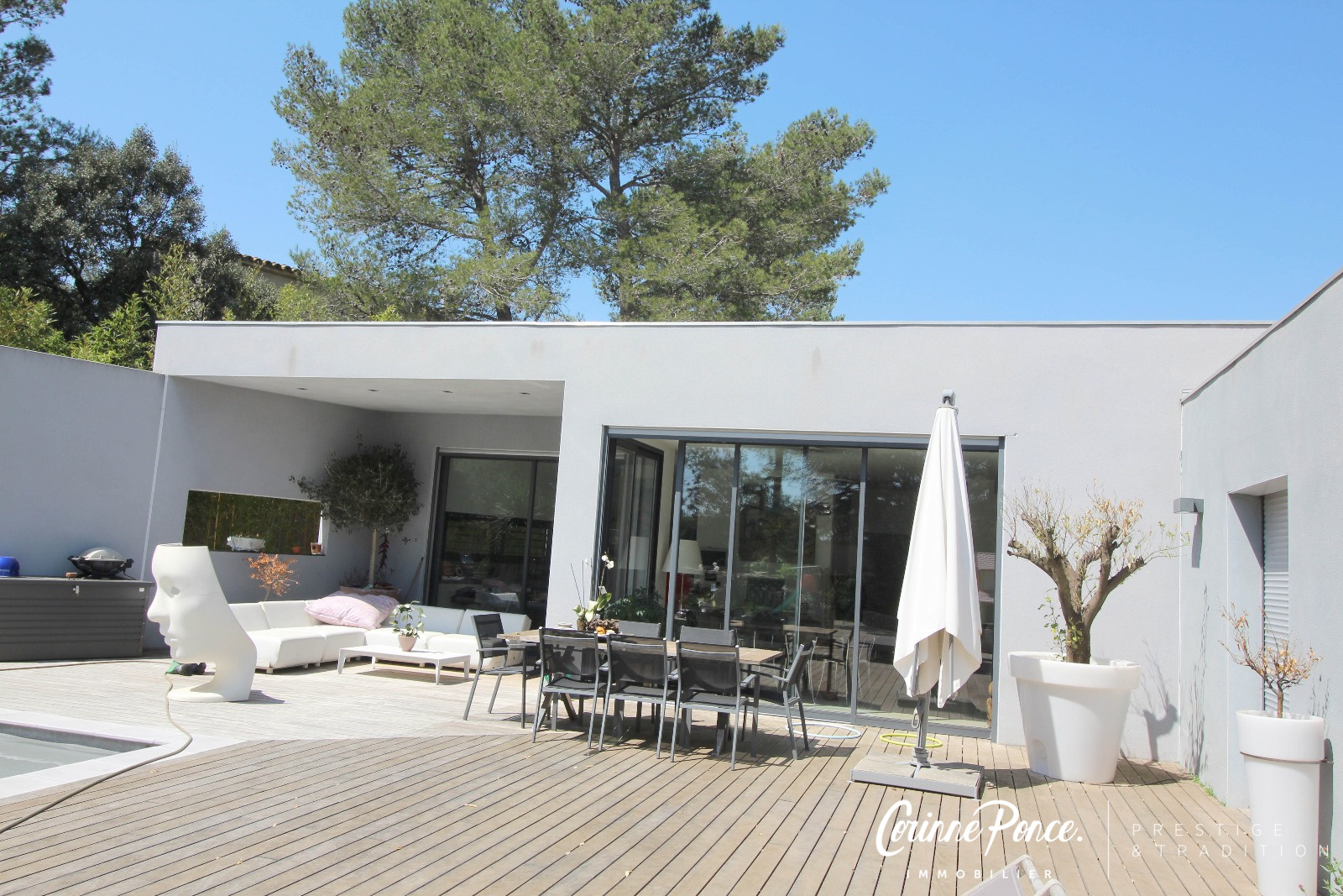 vente A Nimes Corinne Ponce Immobilier vous propose une villa de ...